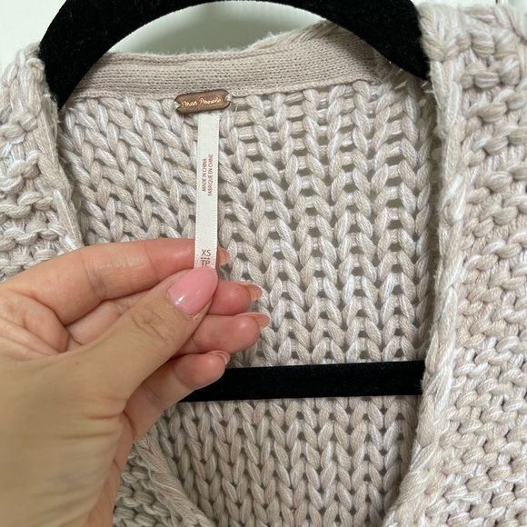 Free People chunky knit long cardi, size XS, warm gray/taupe colour - Picture 6 of 6